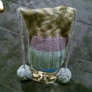 RARE, VINTAGE, GAP KNIT CAP WITH BRAIDED SIDES AND TASSELS